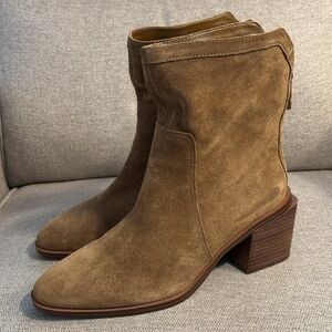 Vince Camuto  Kortimy Suede Mid Shaft  Boots 8
